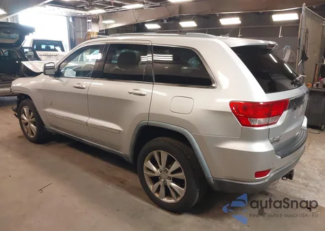 2011 Jeep Grand Cherokee Laredo z USA, uszkodzony, nr VIN 1J4RR4GG4BC675904